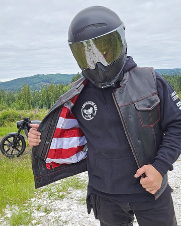 Finally Home Grote biker-adelaar met strijkbare achterkant voor leren vesten | Motorfiets patches, strijkpatches, vest en rug, motorpatches voor heren Finally Home Grote biker-adelaar met strijkbare achterkant voor leren vesten | Motorfiets patches, strijkpatches, vest en rug, motorpatches voor heren