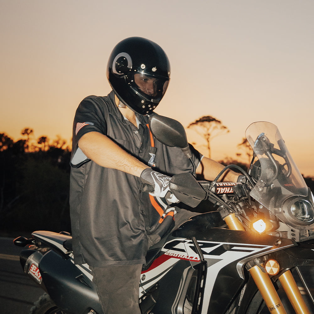 DOT Daytona Retro Full Face Motorcycle Helmet: Vintage Style for Men, Women, & Youth - Hi-Gloss Black w/ Chrome Accents RETRO Daytona Helmets