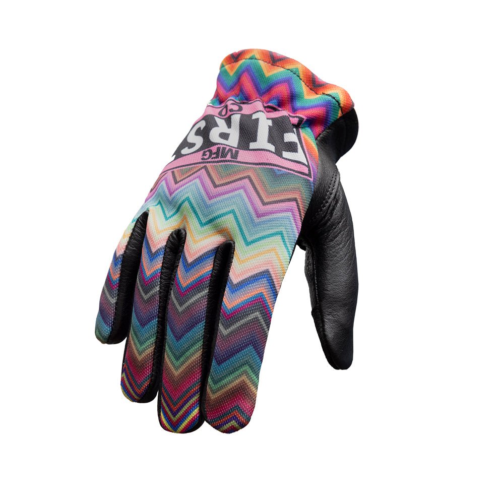 Mehrfarbige Damen-Clutch-Handschuhe – First MFG Co